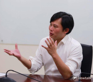 （有片）黃國昌專訪之二》團體作戰方式  市議員提名一定要上