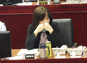 回憶在柯市府工作3年 李文英：心力交瘁很痛苦
