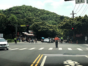 交通部研擬提高未禮讓行人罰則 最高可罰6000元