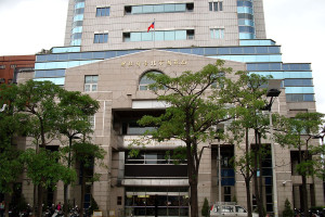 欠稅大戶還是老面孔 黃任中家族依舊穩居榜首