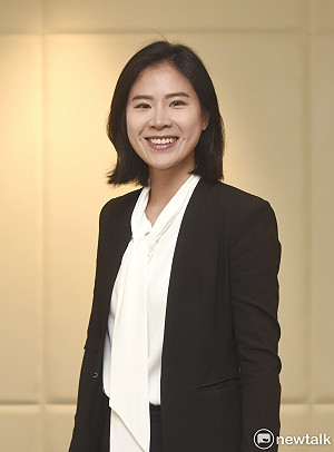調查局首辦FBI校友會 亮眼女調查官用「千年蛋」征服外國人