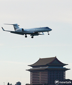 快訊》傳CIA局長乘專機訪台 外交部否認：不實傳言