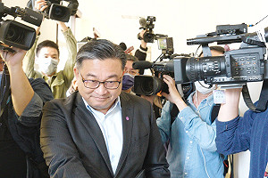 網友全面支持台鐵改革第一步！ 推「王定宇接台鐵局長」爆笑原因曝光