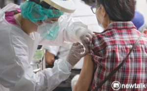 變種病毒Covid-22恐入侵？瑞士學者被砲轟後致歉：用詞不當