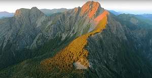 外交部變魔法部？國慶影片將玉山變瑞士山區 急刪重上架