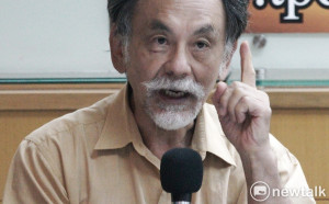 換堅？「論文、球場」雙門夾擊 林濁水：蔡英文該決斷了！
