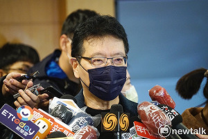 侯友宜兵役政策急轉彎 趙少康：絕不能怕美國 不須卑躬屈膝