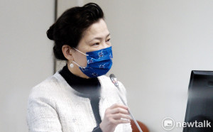 盤點今年重點工作 王美花坦言：接下來會有更多「政治題」 