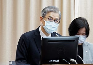 有醫療行為可申請理賠？黃天牧：需要衛福部界定