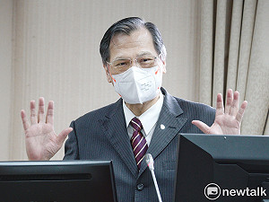我告老師喔！陳明通護林智堅稱論文是「客製化公版」 余正煌考慮要提告
