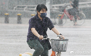 東北季風來了！天氣風險：北部、東北部週末有較大雨勢