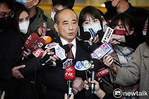 傳為郭台銘鳳山造勢幕後推手？王金平急切割怒駁：不要扯到我