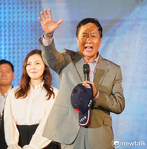 「台灣對他仁至義盡」沈富雄轟郭台銘自私：硬要選下去 賴清德躺著當選