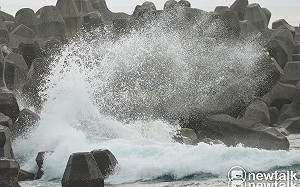 太平洋暖海水範圍擴張！鄭明典1圖提醒：聖嬰訊號快到海表面了