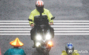 快訊》國家警報又響！雨彈狂灌7縣市   4地示警 