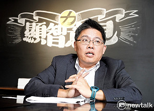 斥柯文哲與價值關懷「絕緣」 邱顯智提醒留意這個「政治訊號」