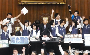 專論》 國、眾兩黨的不負責任政治