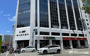柯文哲被抓偷賣商辦  陳智菡稱賣了還要倒貼 他爆賣出單坪價創歷史新高：喊居住正義卻炒房！