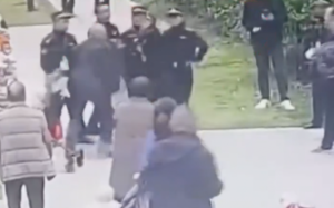 (影) 惡霸政府! 安徽強拆釀一家七口慘死、1600警力到廣州「遠洋捕撈」越省討債