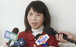 柯文哲法庭談柯媽哽咽 陳昭姿曝：脊椎滑脫用嗎啡導致神智不清