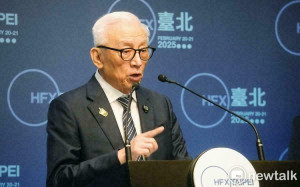 曹興誠自行請辭「全社會防衛韌性」顧問   府：他向賴清德說會持續守護國家安全 