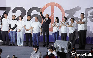 凱道藍營喊破15萬人 韓國瑜嘆：大罷免是徹底的政治大屠殺