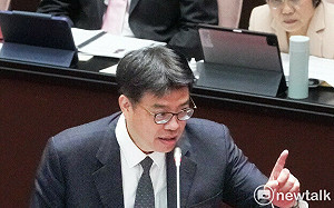 重慶公安偵查沈伯洋！邱垂正：逾越文明法治底線