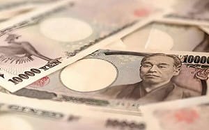 要出手干預匯價？日財務大臣釋出最嚴厲警告：日圓已偏離基本面