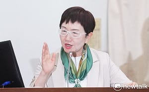 國債鐘每人背債25.3萬  財政部：對債務控管嚴謹