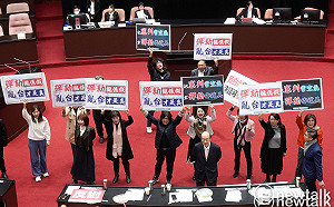 藍白突襲！718億預算逕付二讀  律師林智群痛批「領錢亂搞的廢物」