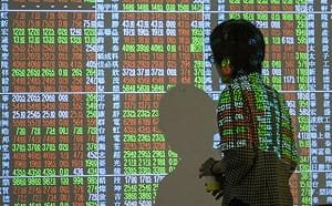 主動式ETF掛牌潮！2檔台股標的明天問世 2026年這檔搶頭香