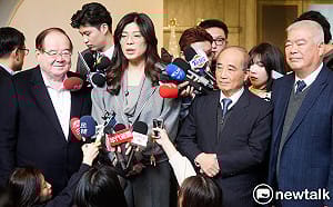 賴卓傳下鄉宣講總預算 鄭麗文：擺明只想提早開打選戰　