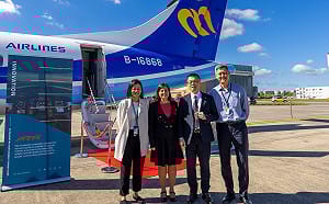 華信航空第13架新飛機今抵台 「ATR 2.0」機隊13架全到齊了