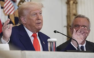 伊防空系統夜間射擊「敵對目標」! 以否認攻擊 川普 : 我不急 伊時間在倒數