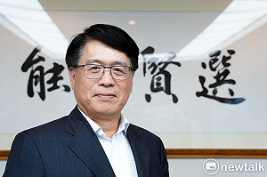 專訪4-3》游盈隆：自比「銀色衝浪手」 當前中選會是10年來最獨立自主