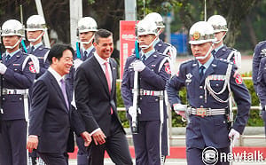 賴清德主持軍禮歡迎 貝尼亞：巴拉圭重視友誼會繼續支持台灣 