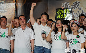 吳崢回蔣萬安倒閣說酸「回市府上班」　北市府：應回送給中央政府
