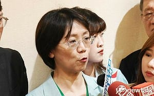 翁曉玲怒告梁文傑、堂哥！他揪時序打臉：偷換概念！做賊喊抓賊！
