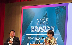 高市早苗成為首位女首相  矢板明夫:對台海和平來說  是一件好事