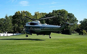 罕見破例! 川普將與高市早苗共乘直升機還登美航母 通話稱 :「安倍看好妳」