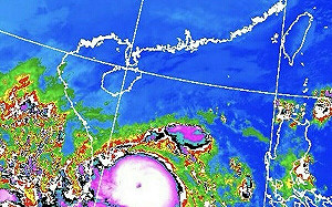 已重創菲律賓！中颱「海鷗」增強直撲越南 鄭明典：慎防嚴重災情