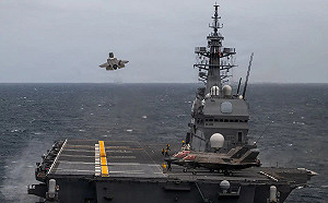 加賀「凖航艦」成形  美陸戰隊4架F-35B＋1魚鷹運用起降