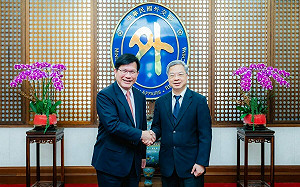 成為「經濟日不落國」 林佳龍攜手龔明鑫舉行雙部長會議