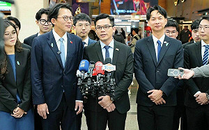 隨黃國昌訪日 吳皇昇獲徵召參選中市議員機率大增