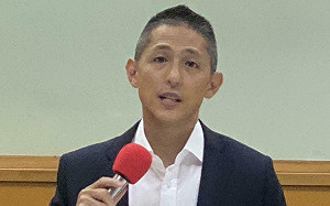 吳怡農「互比式」民調黨內第二：落後王世堅22%  民進黨支持者僅輸2%　