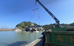 北聯幫「關渡王」遺孀開車墜金山漁港身亡！死訊震驚黑白兩道