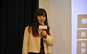 擔任Newtalk新聞流量政治學營隊講師    黃捷驚訝學員沒人用抖音