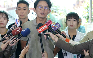 綠提選舉放2天假　黃國昌轟：為阻擋國內移轉投票的策略  