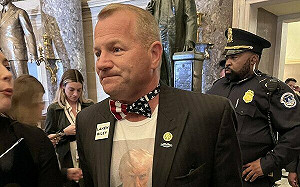 (影) 抵制川普！共和黨第6議員退選 還有人遭選民噓、摩根大通拒捐款白宮