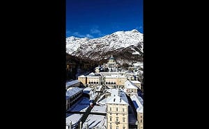 甚至沒有看過房！ 德州夫婦斥資500萬購買義大利破舊豪宅 費時3年大改造